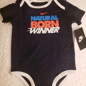 NIKE Onsie Suze 6-9 months